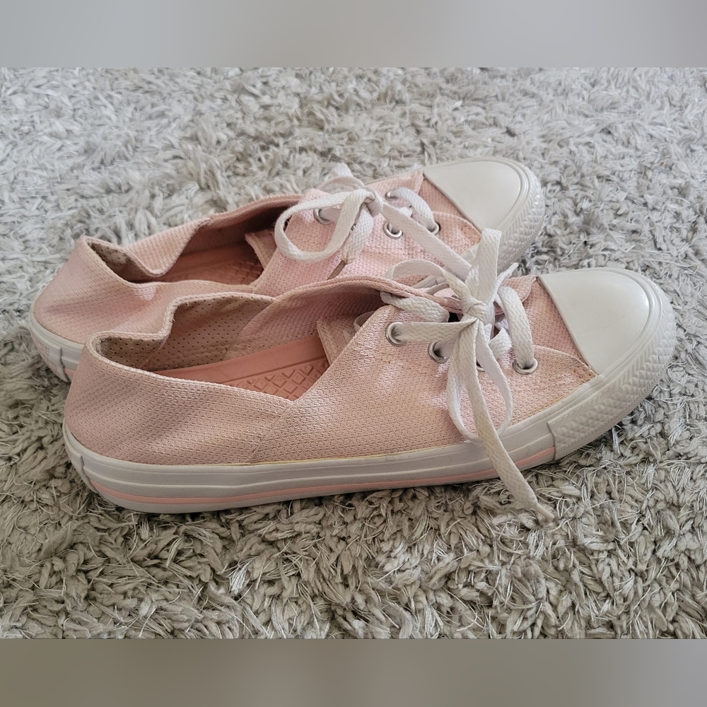 Converse Women's Pink and White Sneakers - Picture 5 of 7